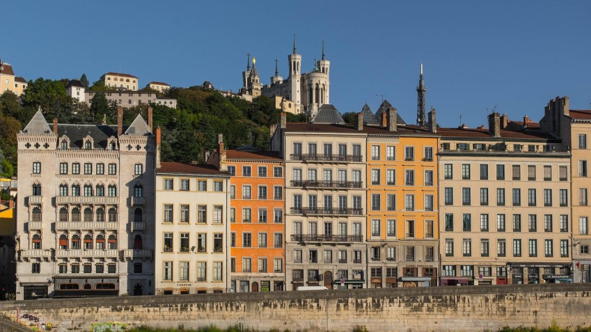 Lyon quai Saint Jean - libre de droit Lyon quai Saint Jean - libre de droit